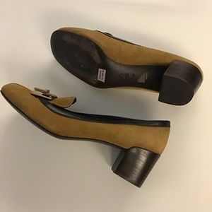 Tory Burch Howie Suede Logo Pumps